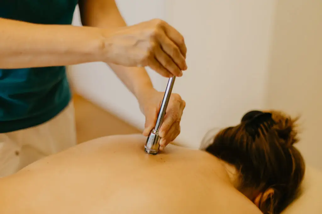 naturheiltherapie-baunscheindtieren-frau